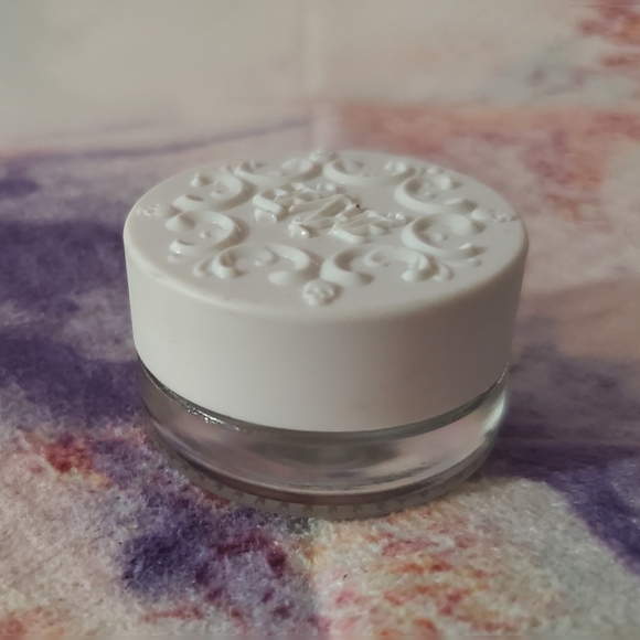 KVD Beauty Super Pomade *New* - Picture 2 of 3